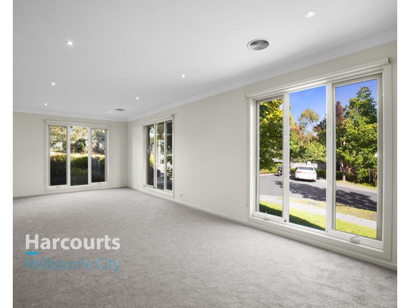 3 Mueller Close, Burwood VIC 3125