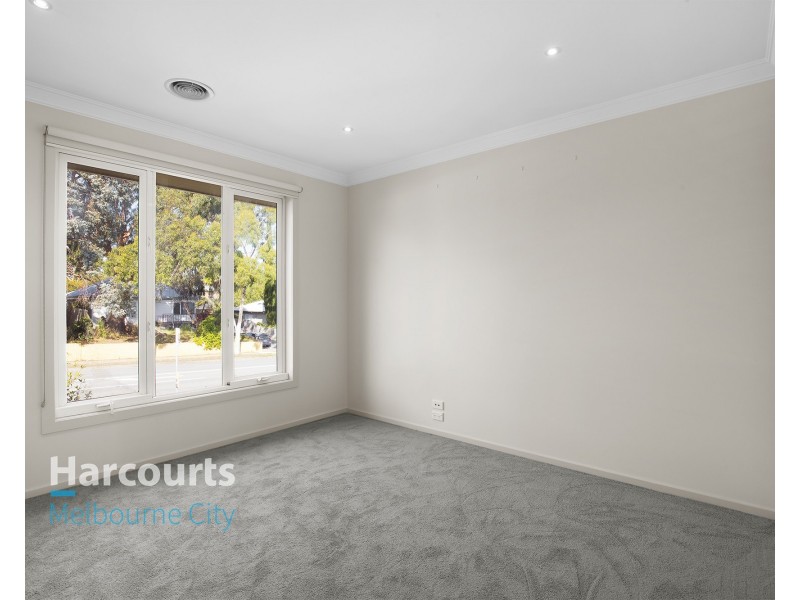 3 Mueller Close, Burwood VIC 3125