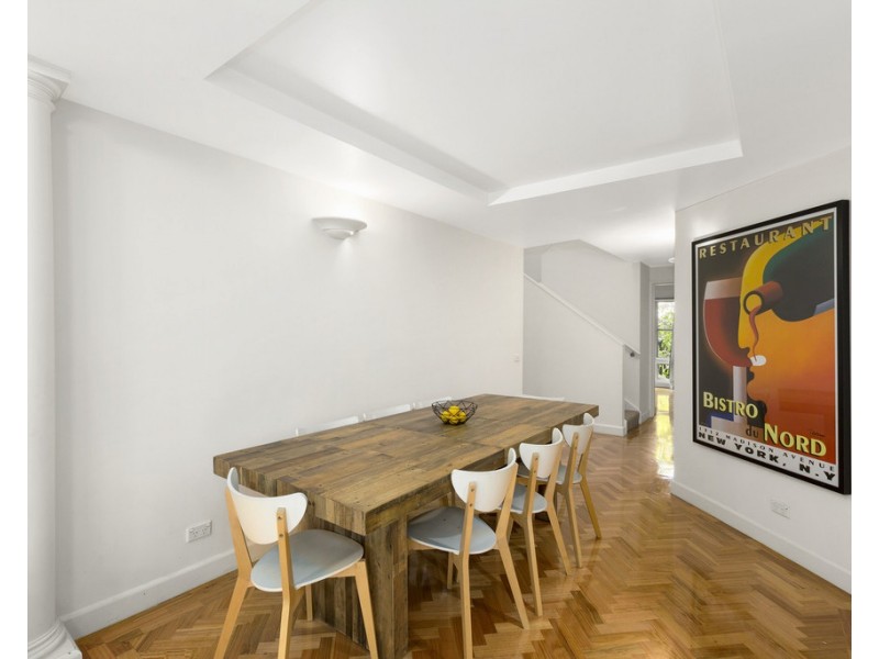 27/8 Wellington Crescent, East Melbourne VIC 3002