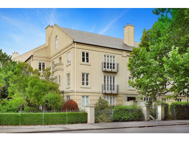 7/201 Wellington Parade South, East Melbourne VIC 3002