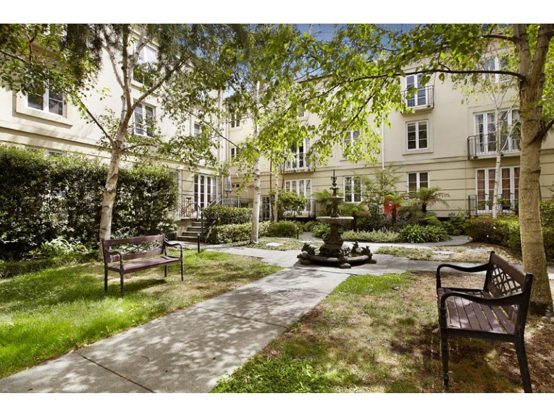 7/201 Wellington Parade South, East Melbourne VIC 3002