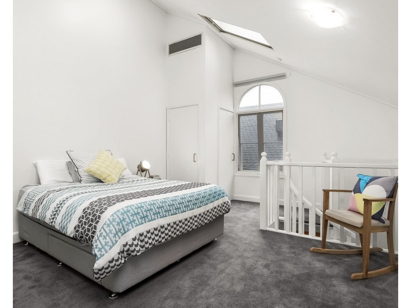 49A/211 Wellington Parade South, East Melbourne VIC 3002