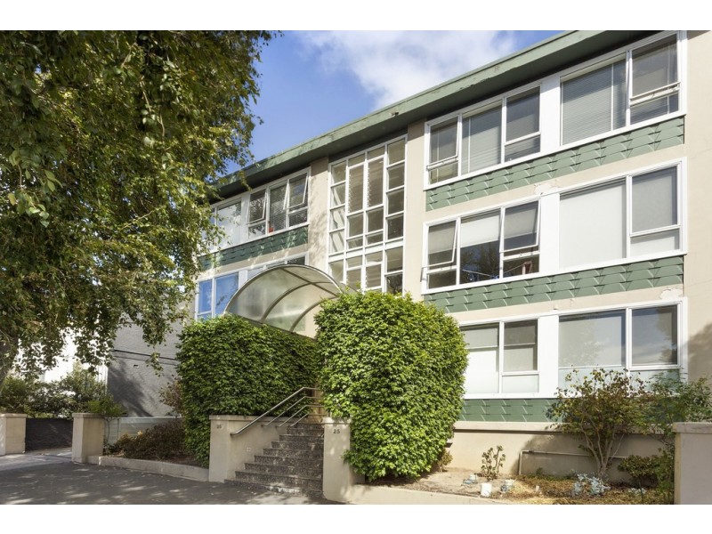 112/25 Hotham Street, East Melbourne VIC 3002