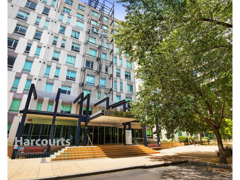 2202/570 Lygon Street, Carlton VIC 3053