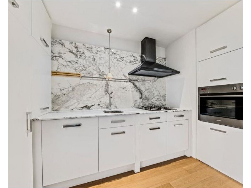 12P/189 Powlett Street, East Melbourne VIC 3002