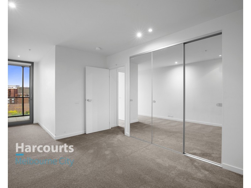 611/55 Queens Road, Melbourne VIC 3004