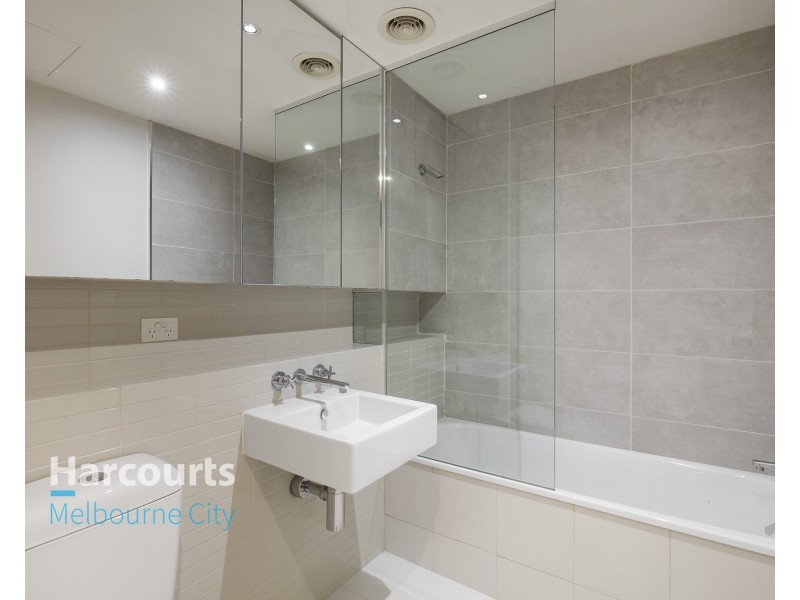 611/55 Queens Road, Melbourne VIC 3004