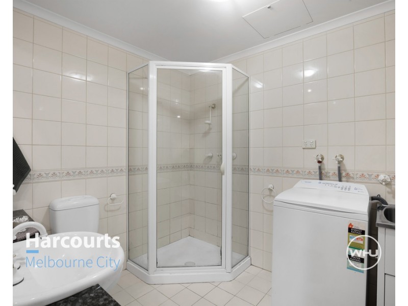 17/131 La Trobe Street, Melbourne VIC 3000