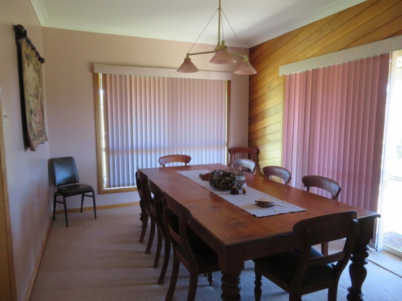 45 Mount Street, Gundagai NSW 2722