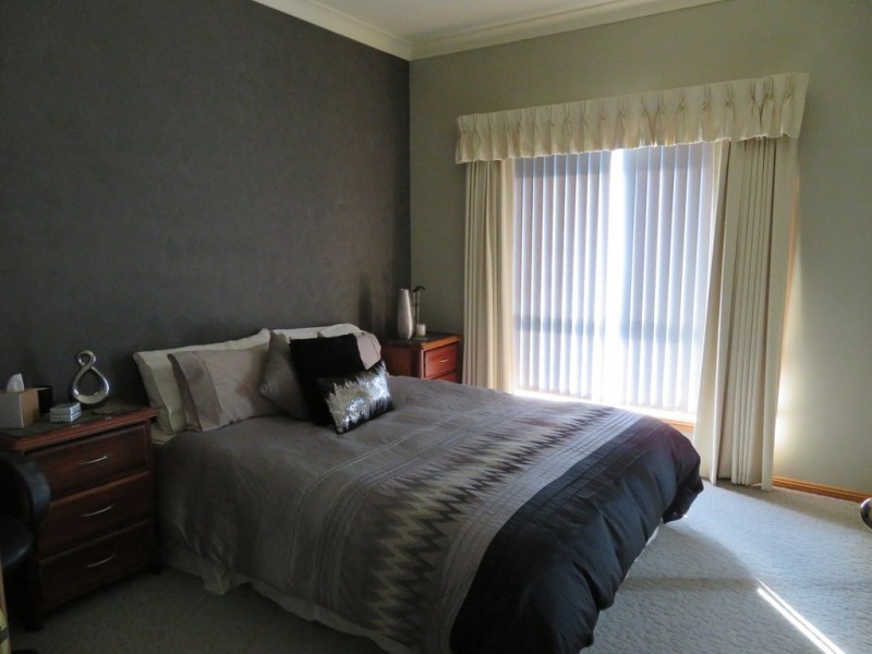 45 Mount Street, Gundagai NSW 2722