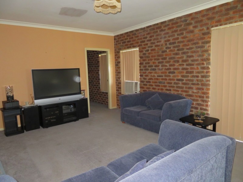 45 Mount Street, Gundagai NSW 2722