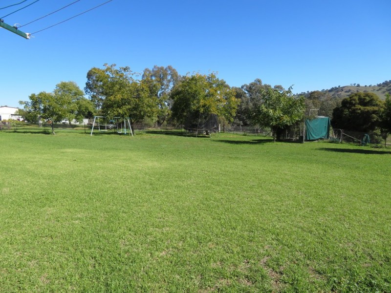 45 Mount Street, Gundagai NSW 2722