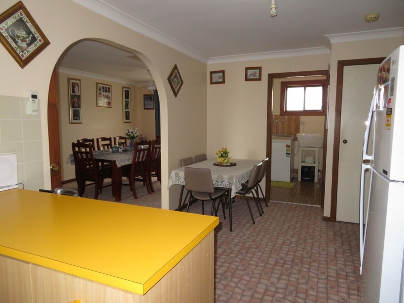 55 Mount Street, Gundagai NSW 2722