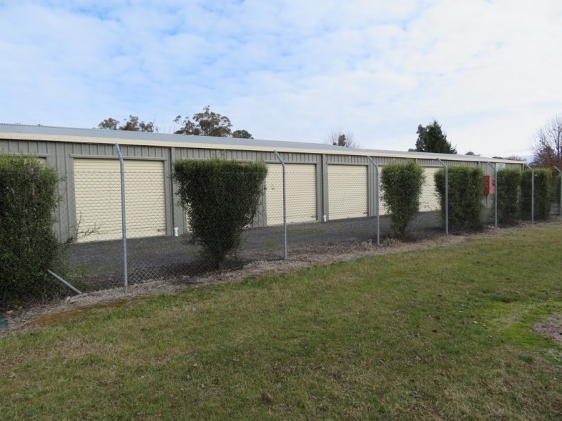 121 and 125 Albury Street, Tumbarumba NSW 2653