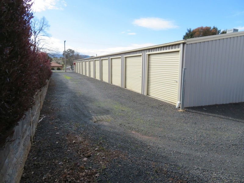 121 and 125 Albury Street, Tumbarumba NSW 2653