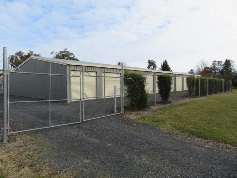 121 and 125 Albury Street, Tumbarumba NSW 2653