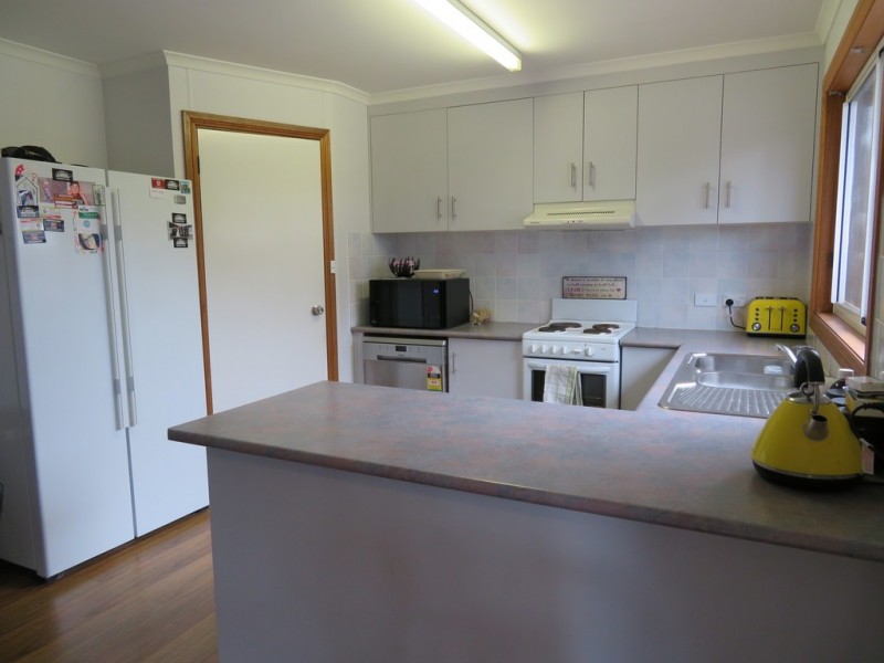 3 Francis Avenue, Gundagai NSW 2722