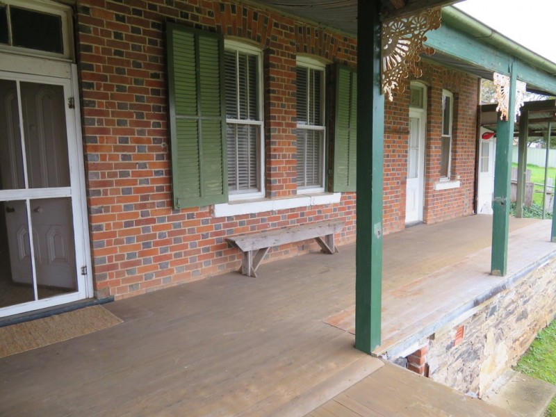 76 Punch Street, Gundagai NSW 2722