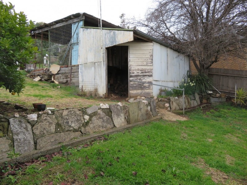 76 Punch Street, Gundagai NSW 2722
