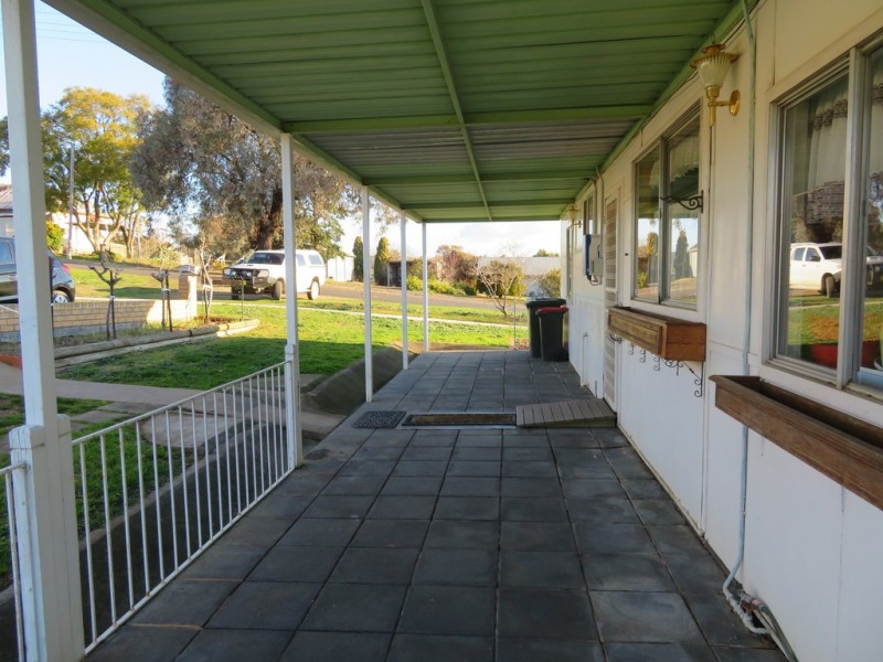 58 Mount Street, Gundagai NSW 2722