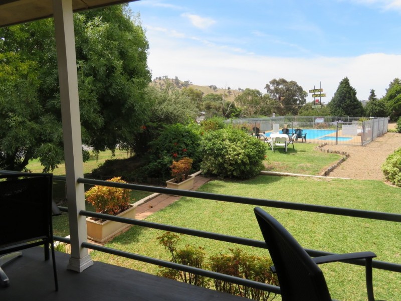 101 West Street, Gundagai NSW 2722