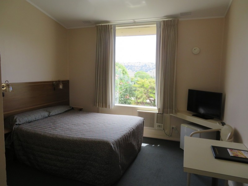 101 West Street, Gundagai NSW 2722