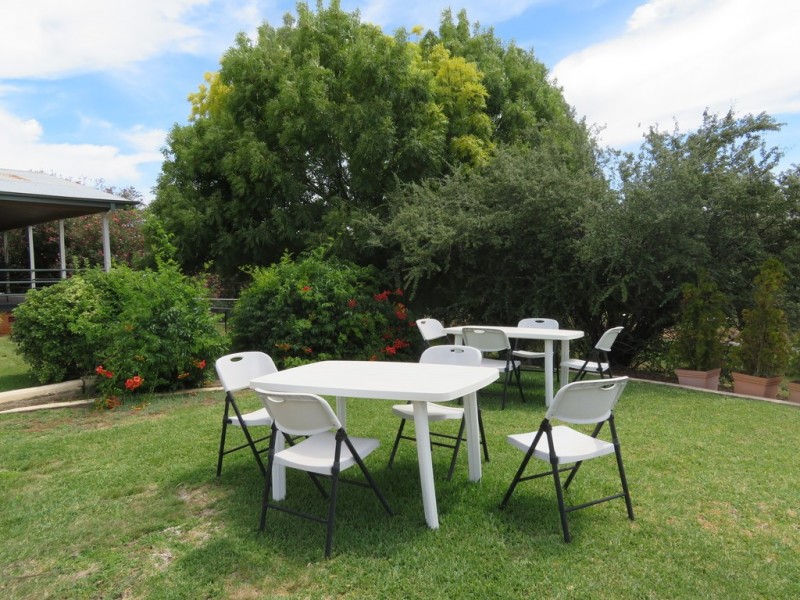 101 West Street, Gundagai NSW 2722