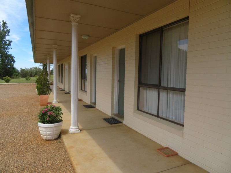 101 West Street, Gundagai NSW 2722