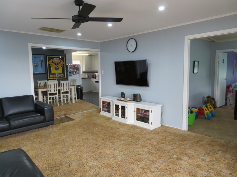 5 Camphor Lane, Gundagai NSW 2722