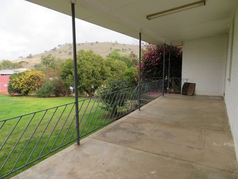 3 Carberry Place, Gundagai NSW 2722
