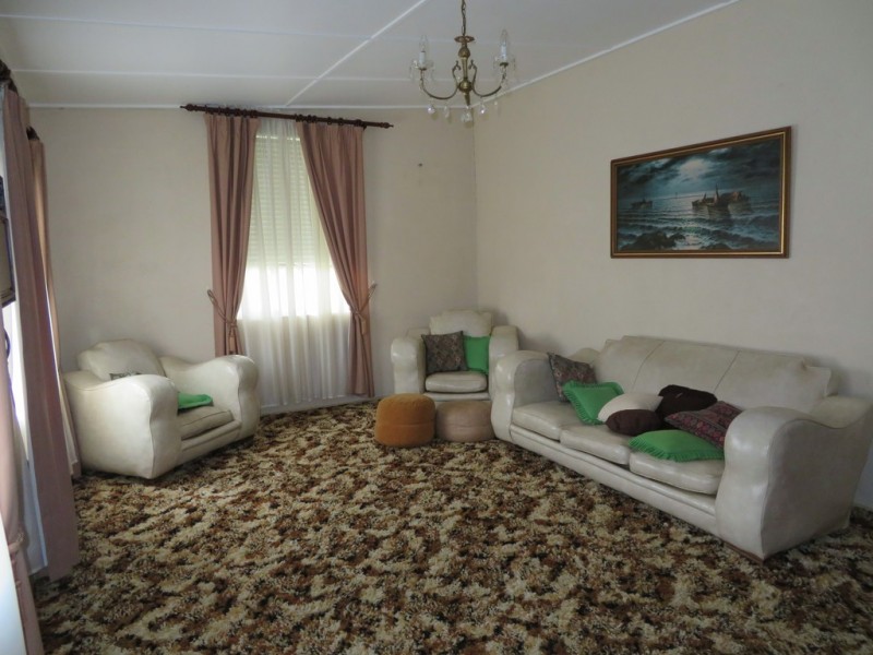 3 Carberry Place, Gundagai NSW 2722