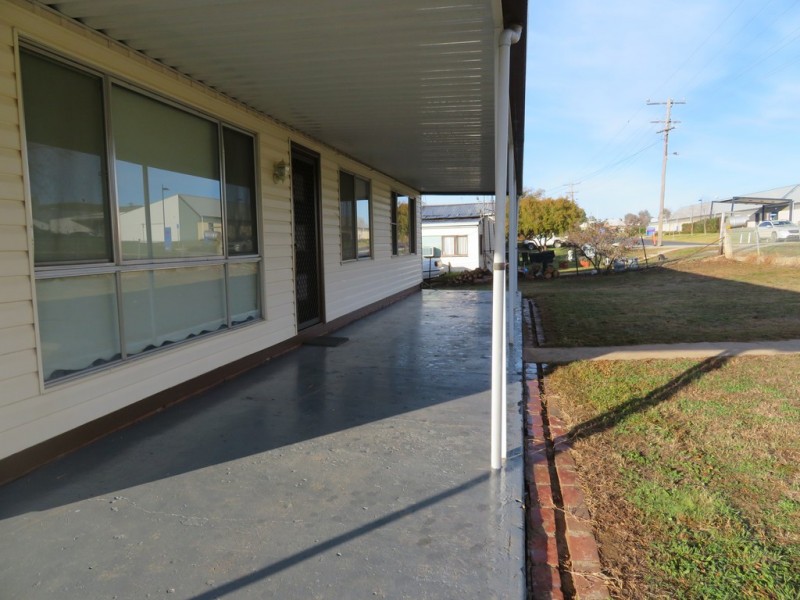 57 Tor Street, Gundagai NSW 2722