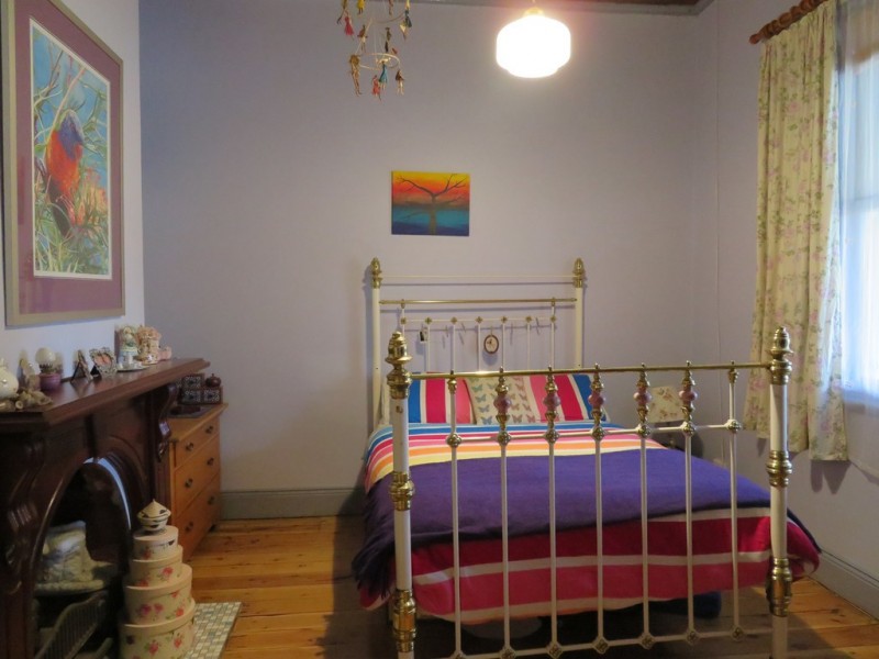 51 Punch Street, Gundagai NSW 2722