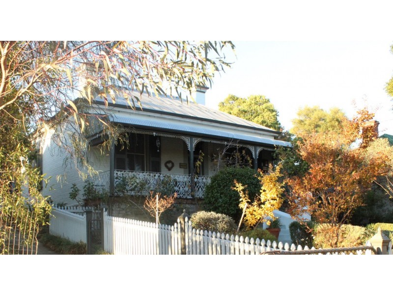 51 Punch Street, Gundagai NSW 2722