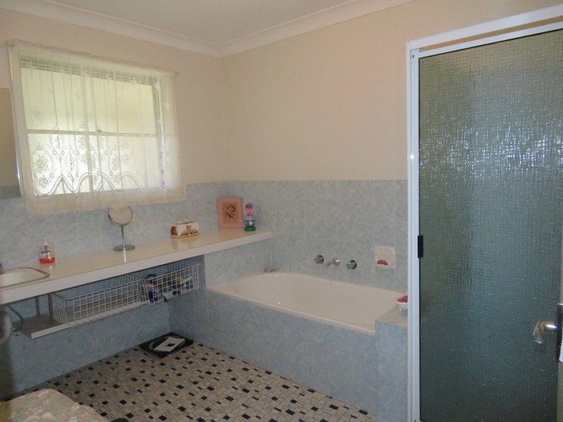 154 Hanley Street, Gundagai NSW 2722