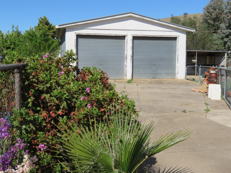154 Hanley Street, Gundagai NSW 2722