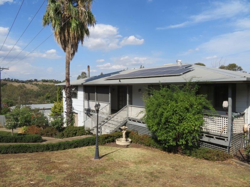 2 Stafford Street, Gundagai NSW 2722