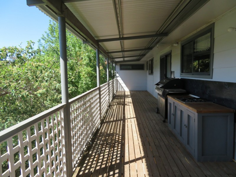 2 Stafford Street, Gundagai NSW 2722