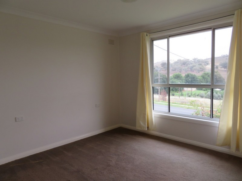 182 Punch Street, Gundagai NSW 2722