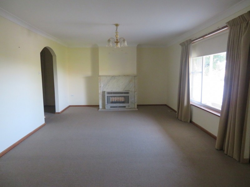 113 Hanley Street, Gundagai NSW 2722