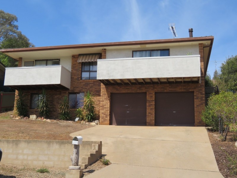 11 Otway Lane, Gundagai NSW 2722