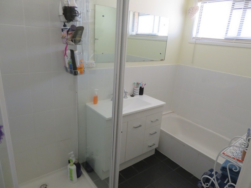 11 Otway Lane, Gundagai NSW 2722