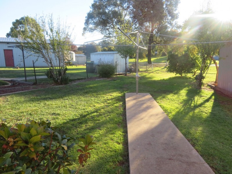 2 Carrigg Place, Gundagai NSW 2722