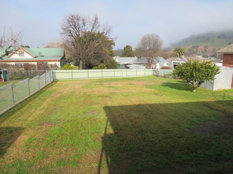 110 Punch Street, Gundagai NSW 2722