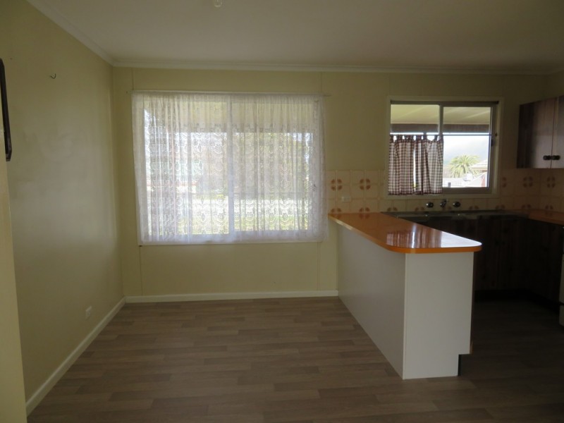 110 Punch Street, Gundagai NSW 2722