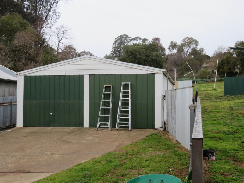 54 Mount Street, Gundagai NSW 2722