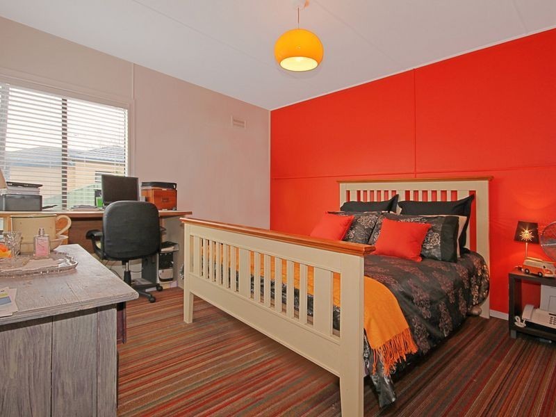 100 Smith Street, Broulee NSW 2537