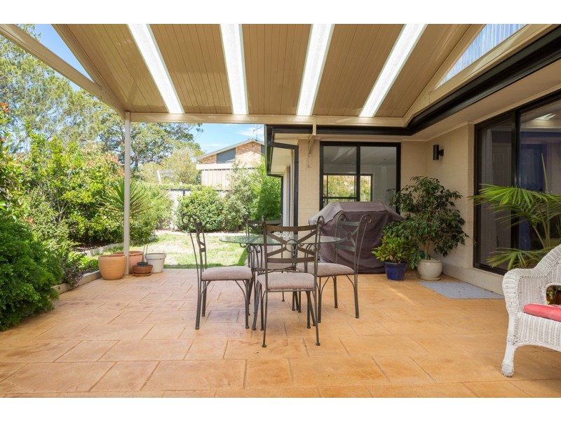 18 Hedley Way, Broulee NSW 2537
