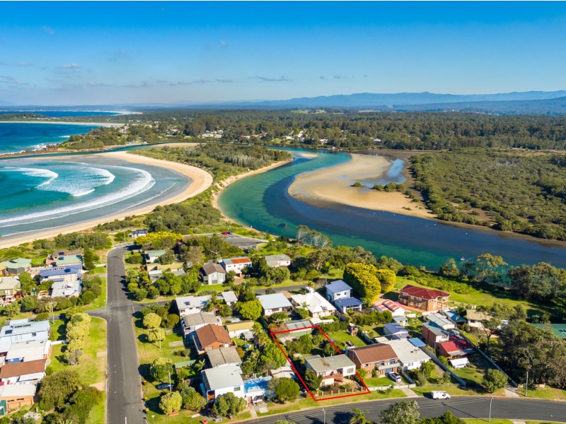 99 Sunpatch Parade, Tomakin NSW 2537