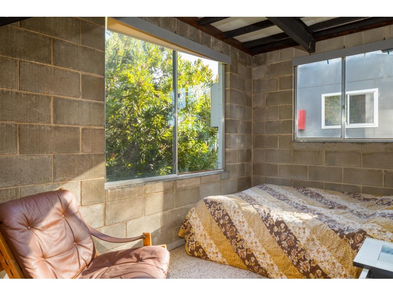 22 Candlagan Drive, Broulee NSW 2537